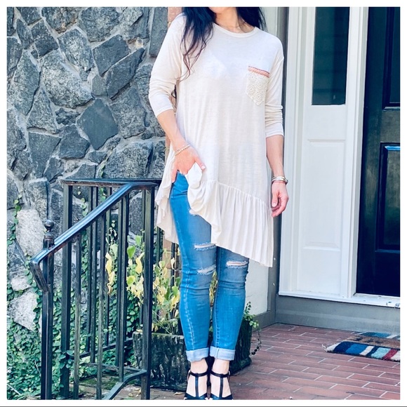 ShopEvelynne Tops - Pretty asymmetrical hem ruffle hem linen tunic top